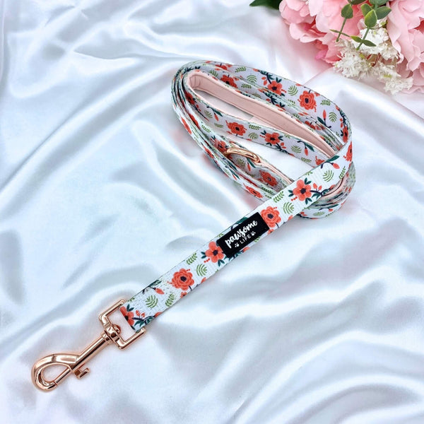 Stylish dog leash adorned with a charming floral design, perfect for fashionable walks